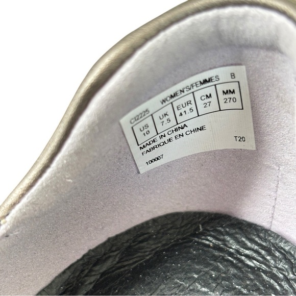 ARAVON Maya Mary Jane Pumps Women's Size 10 Gray Pewter Metallic Comfort Shoe - Picture 16 of 16